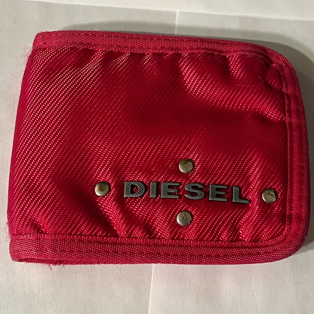 Diesel Fuchsia Wallet - Picture 7 of 13